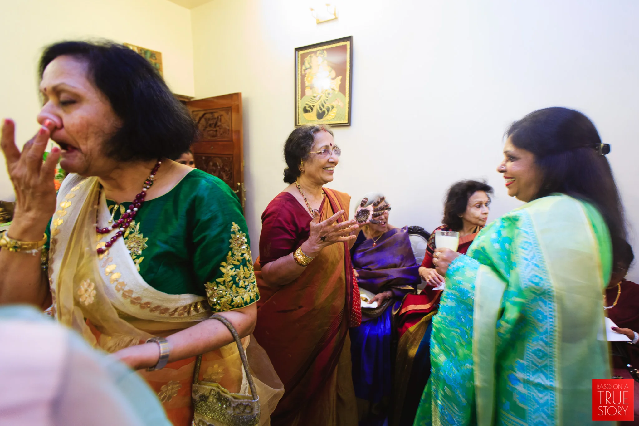 candid-photography-wedding-reception-bangalore-0011.jpg