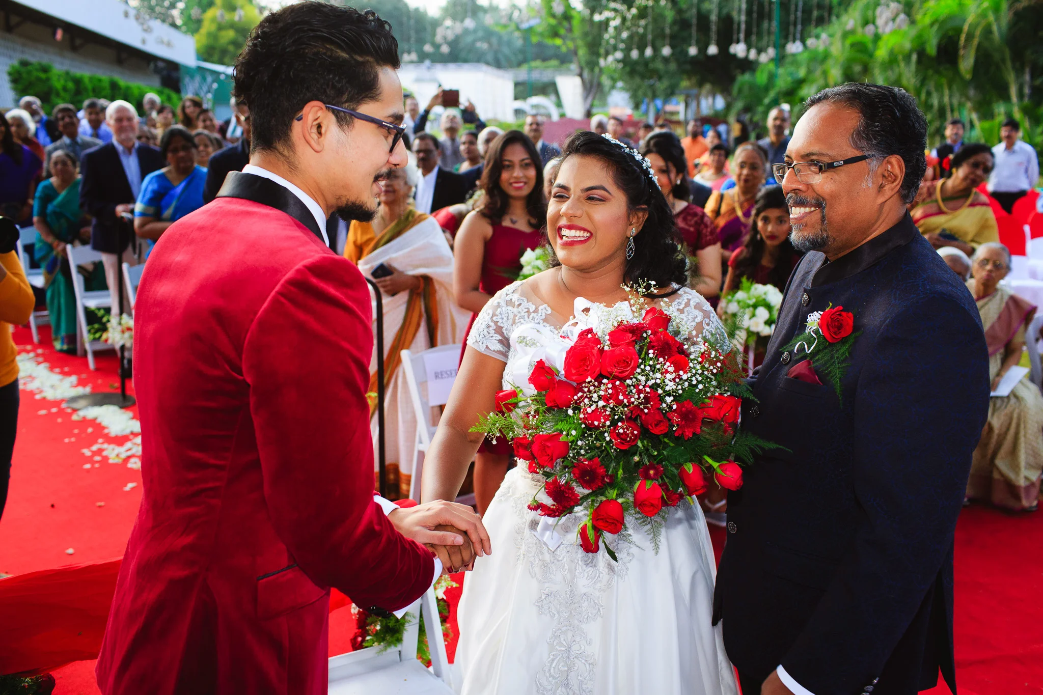 bangalore-christian-wedding-candid-photography-0030.jpg