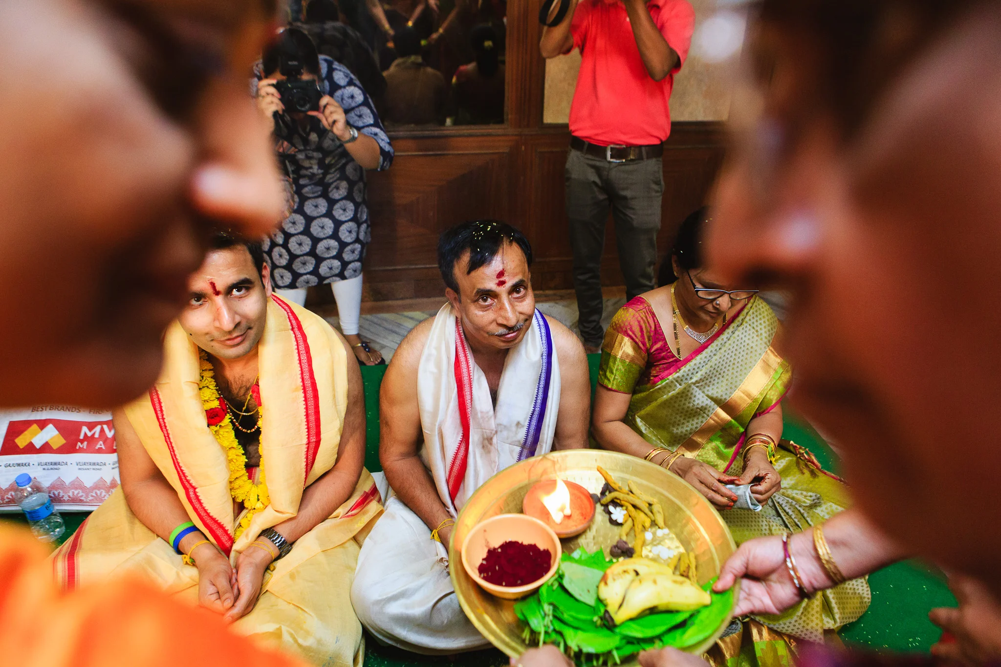 candid-photography-telugu-wedding-vizag-0016.jpg
