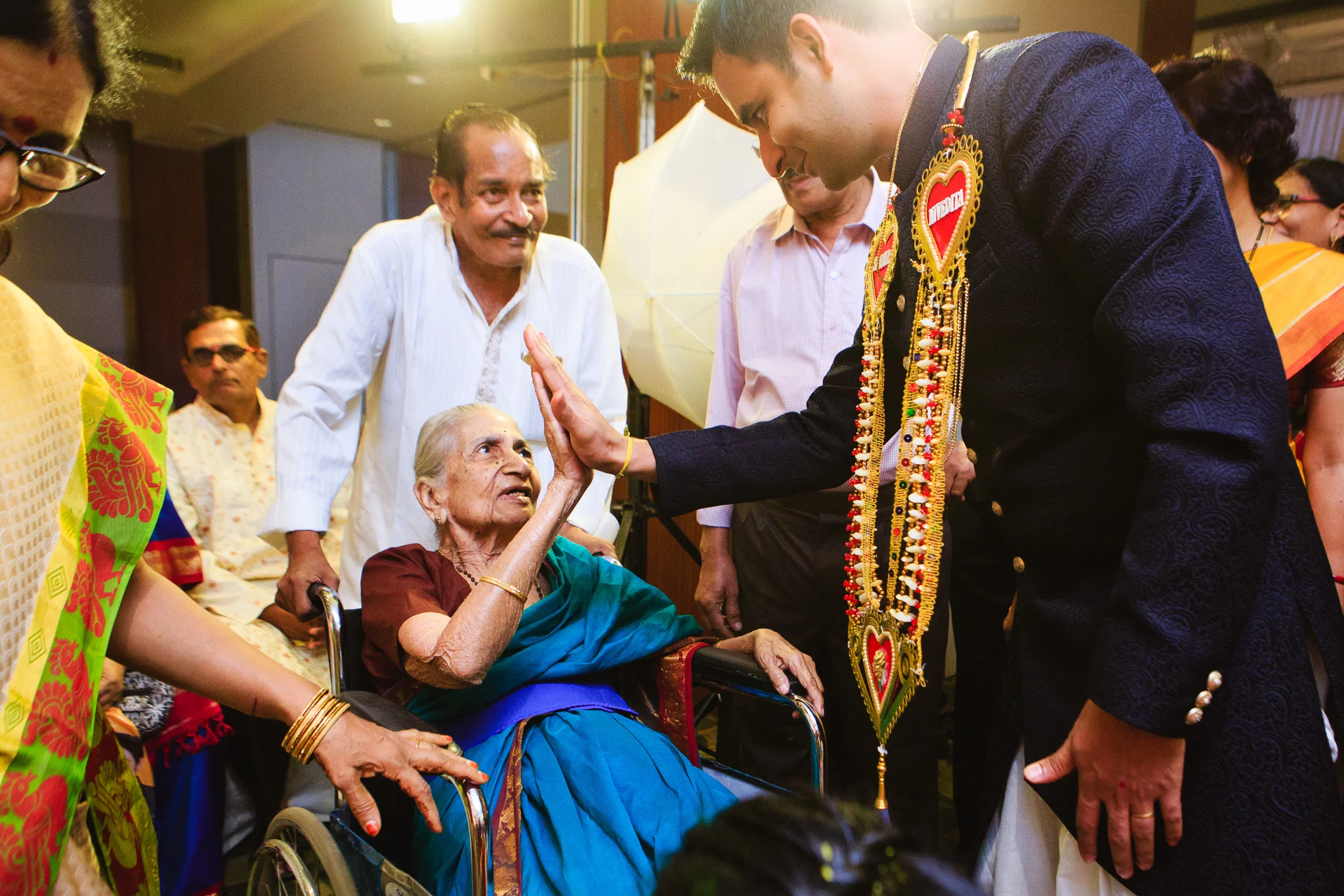 candid-photography-telugu-wedding-vizag-0052.jpg