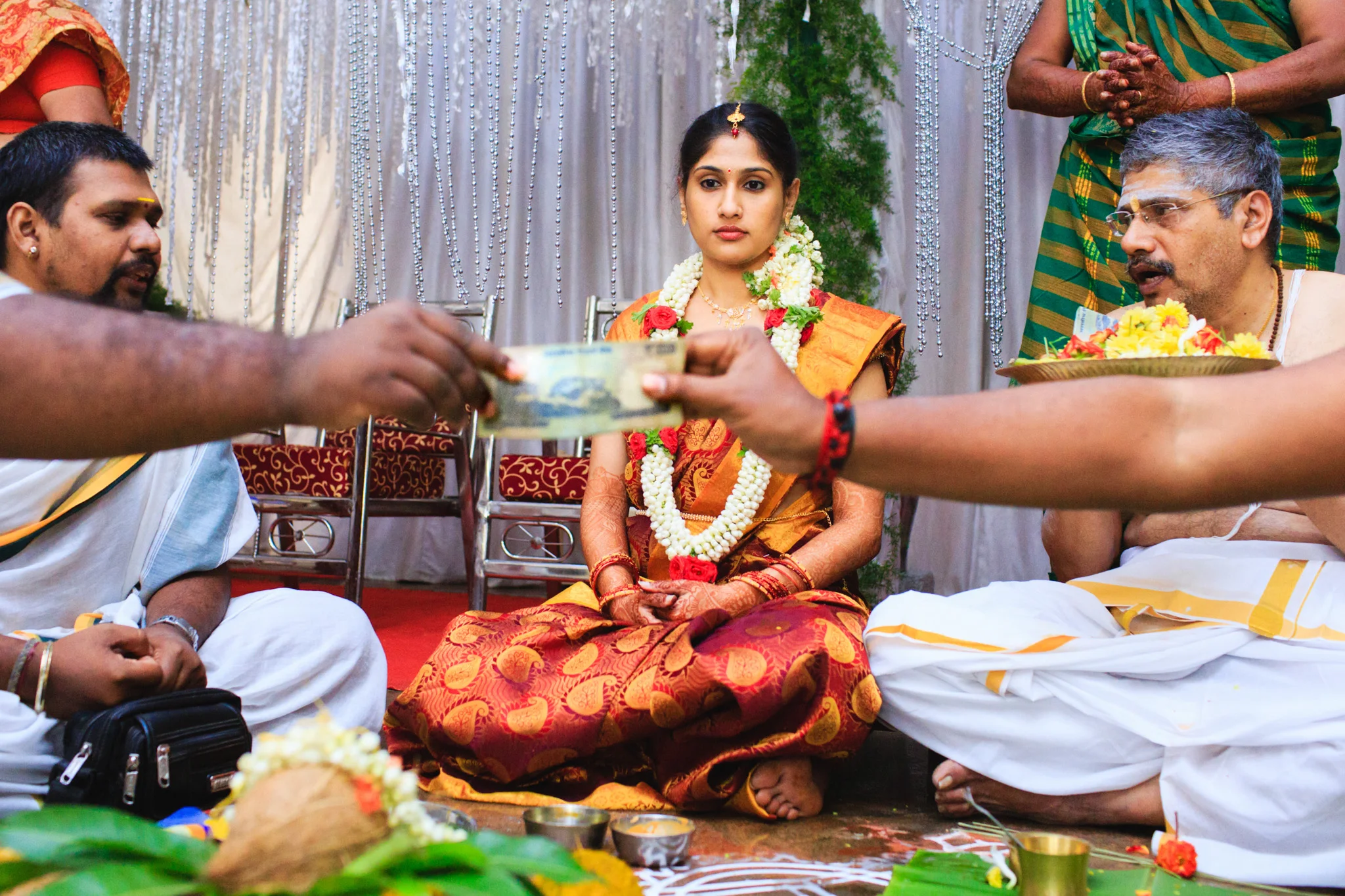 manas-neetika-best-candid-wedding-photography-0037.jpg