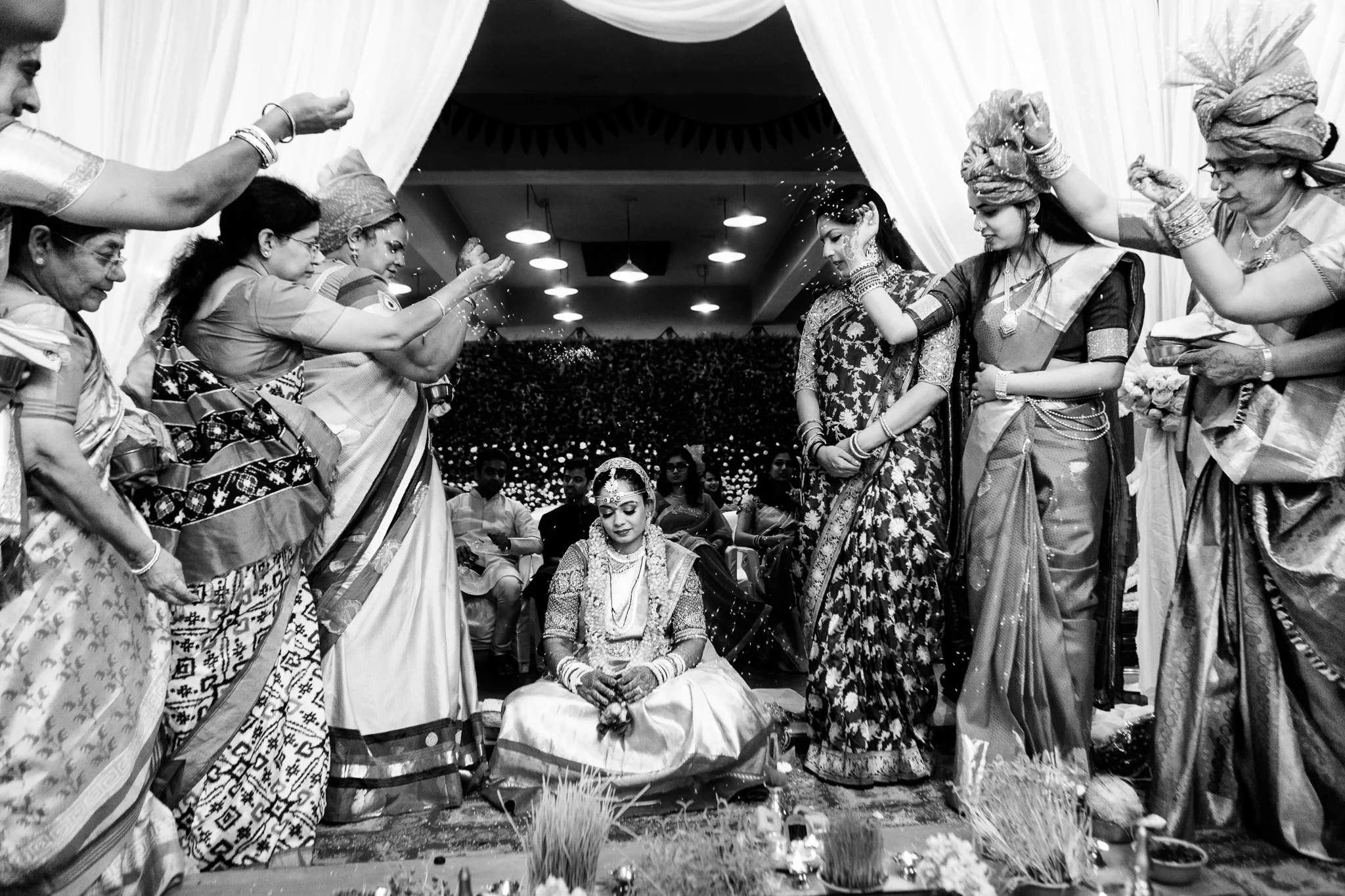 manas-neetika-best-candid-wedding-photography-0068.jpg