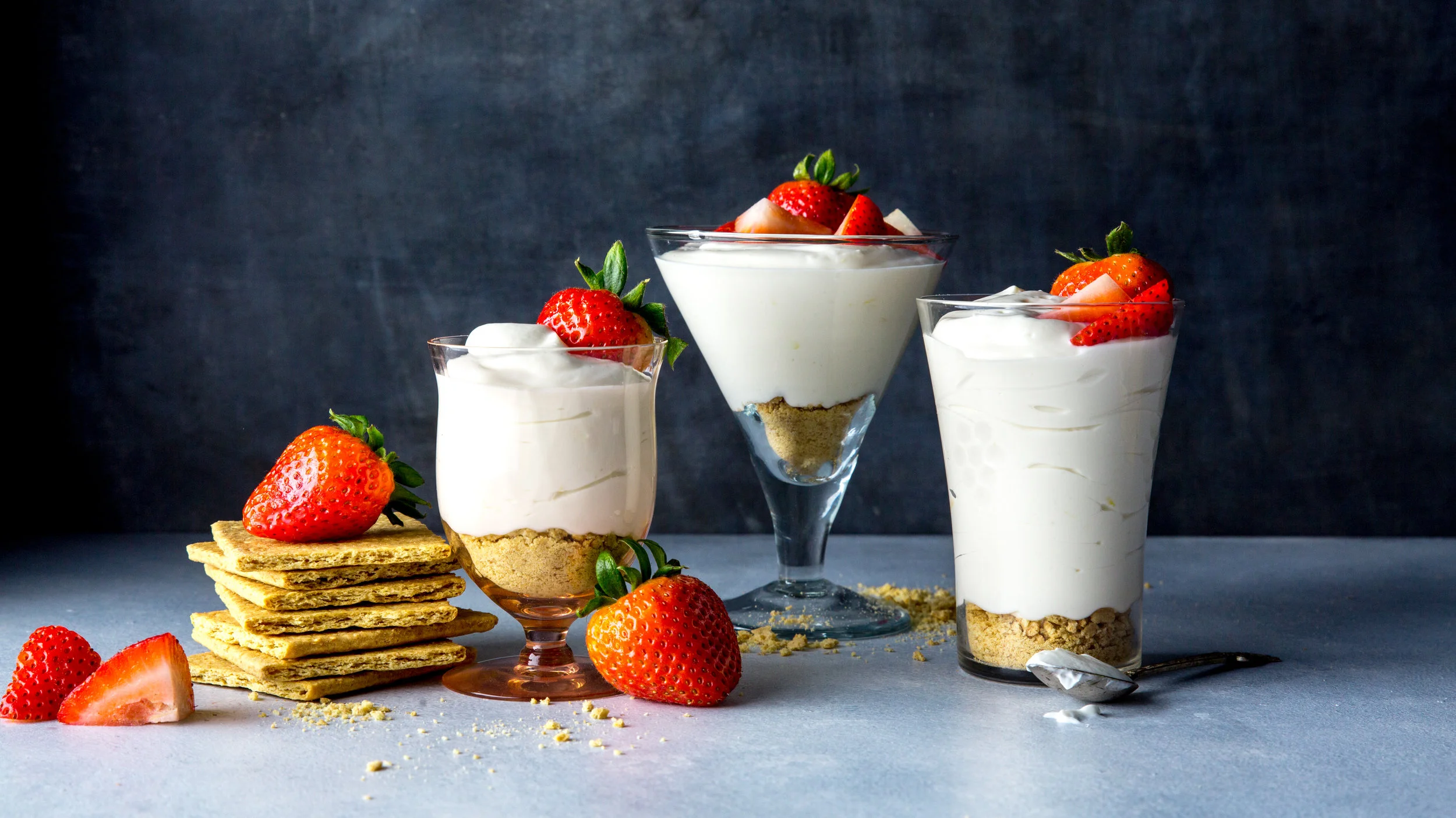 Strawberry Cheesecake Parfait--22.jpg