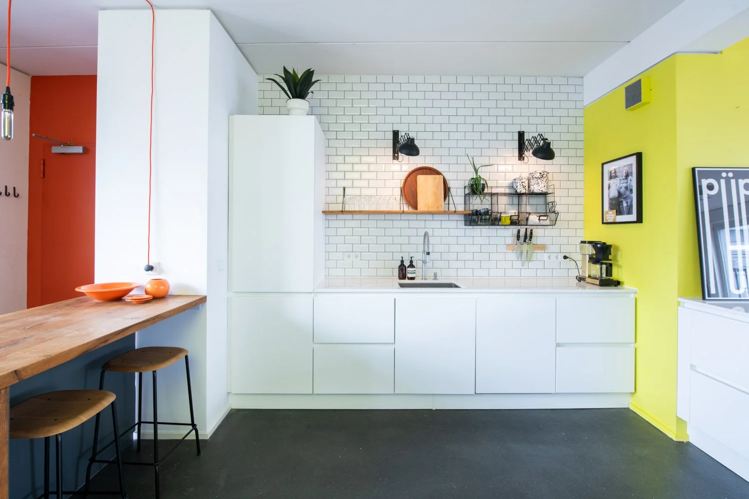 Modern Minimalist White Kitchen 