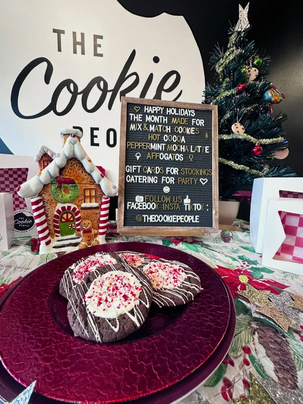 Online ordering:
http://thecookiepeople.square.site