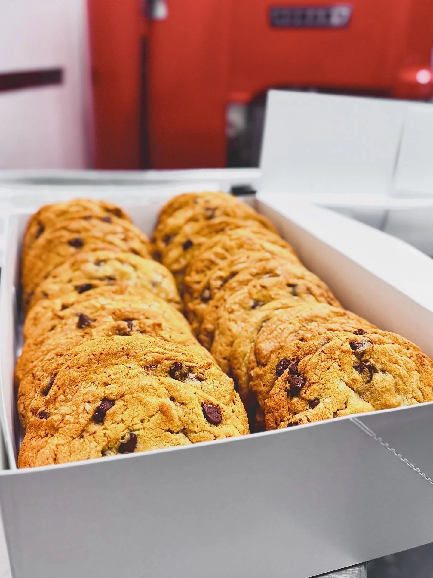 Happy Wednesday cookie friends, you might need a cookie today.  Order now for pickup or delivery. 
The Cookie People shop is located at 2237 Avent Ferry Rd.  Open 11-4 
Also find us @raleighfarmersmarket today-Sunday🍪🍪🍪