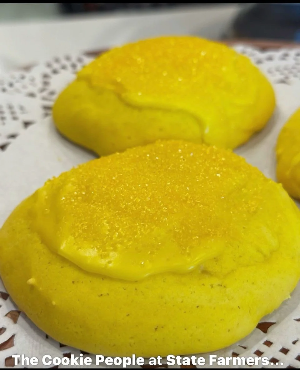 Happy Weekend cookie friends! 
Stock up at the cookie shop 11-4 

and @raleighfarmersmarket 
8:30-sell out (come early!) for all the good stuff 🍪💐🥦🍏🍅🫑🥚

Ps. now hiring😎