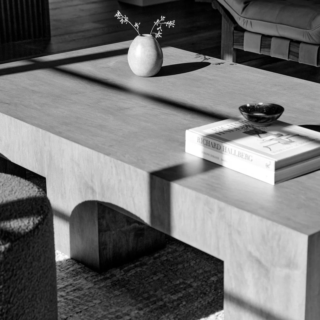 Sometimes details don't need to shout, but rather whisper
.
.
.
Interior Designer: Y. McFadden LLC
Architect: J. Stephen Kemp
Photographer: Elliott Fuerniss

#interiordesign #designer #sneakpeek