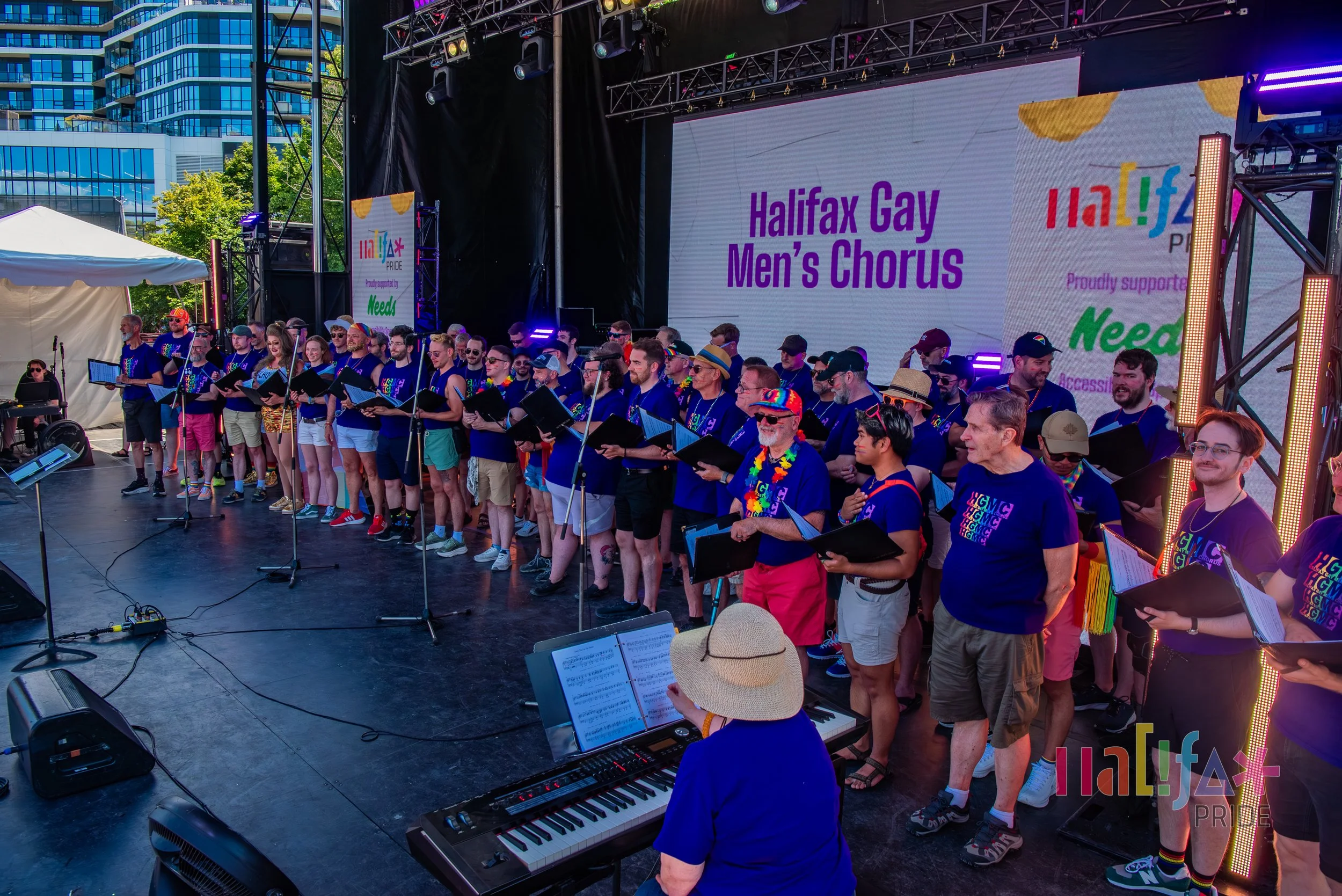 Drag On The Mainstage - Halifax Pride - © Photo Credit @stoometzphoto-4.jpg