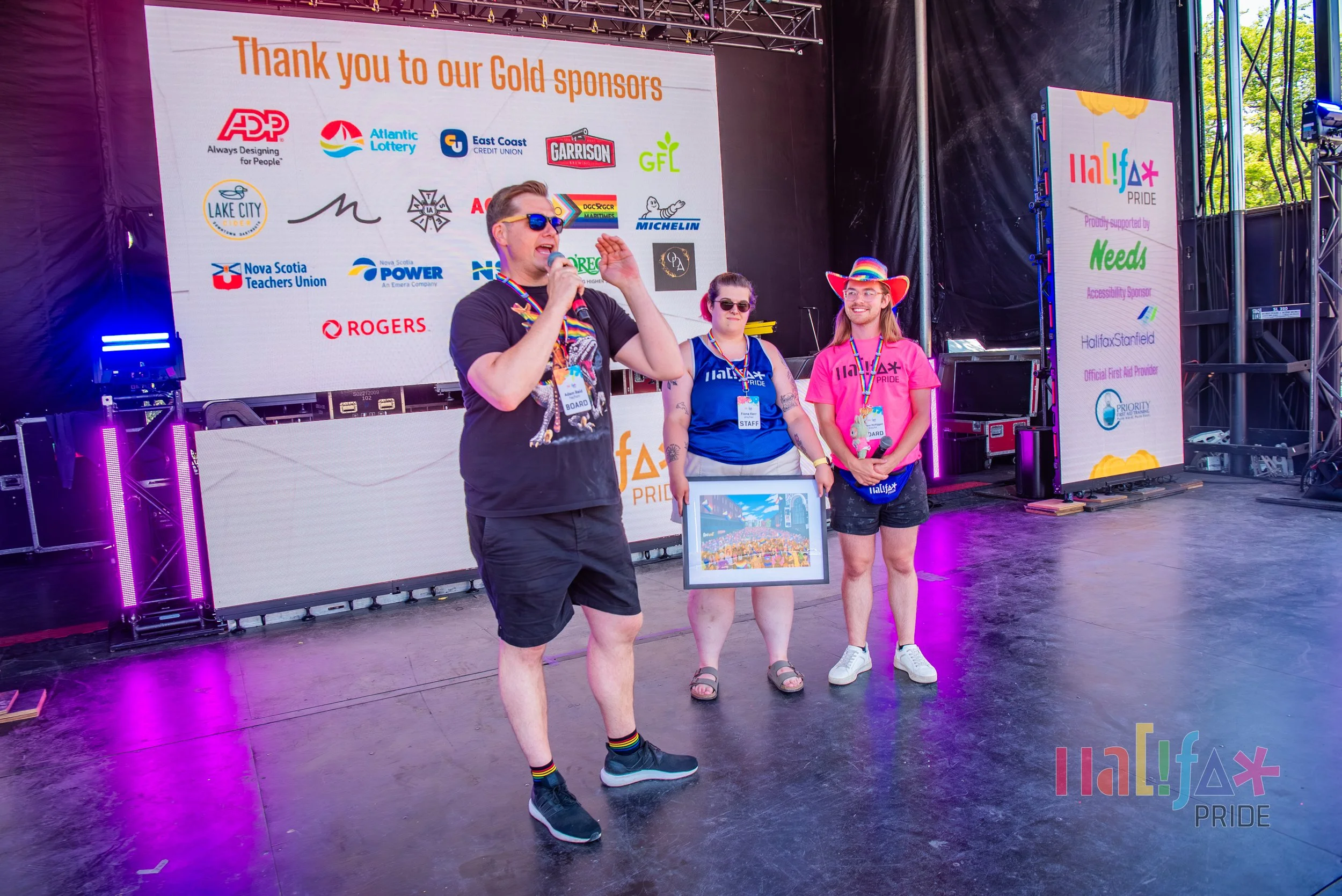 Drag On The Mainstage - Halifax Pride - © Photo Credit @stoometzphoto-16.jpg