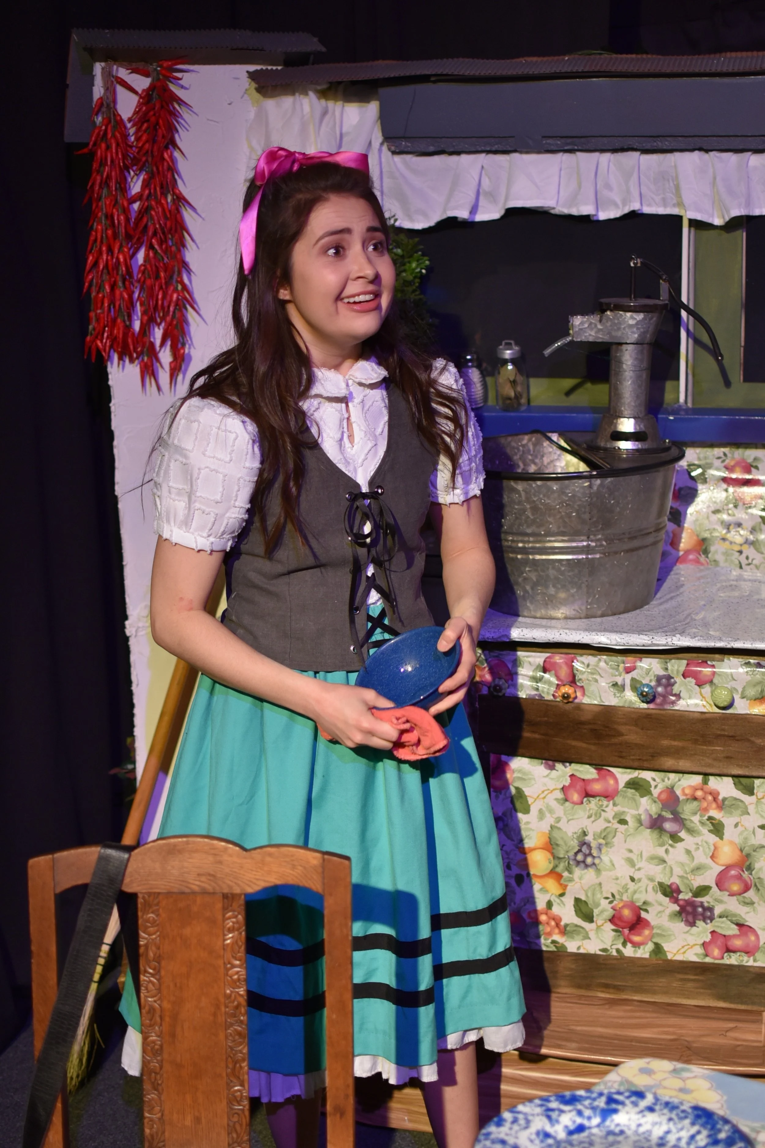 Molly Bibeau as Zoriona