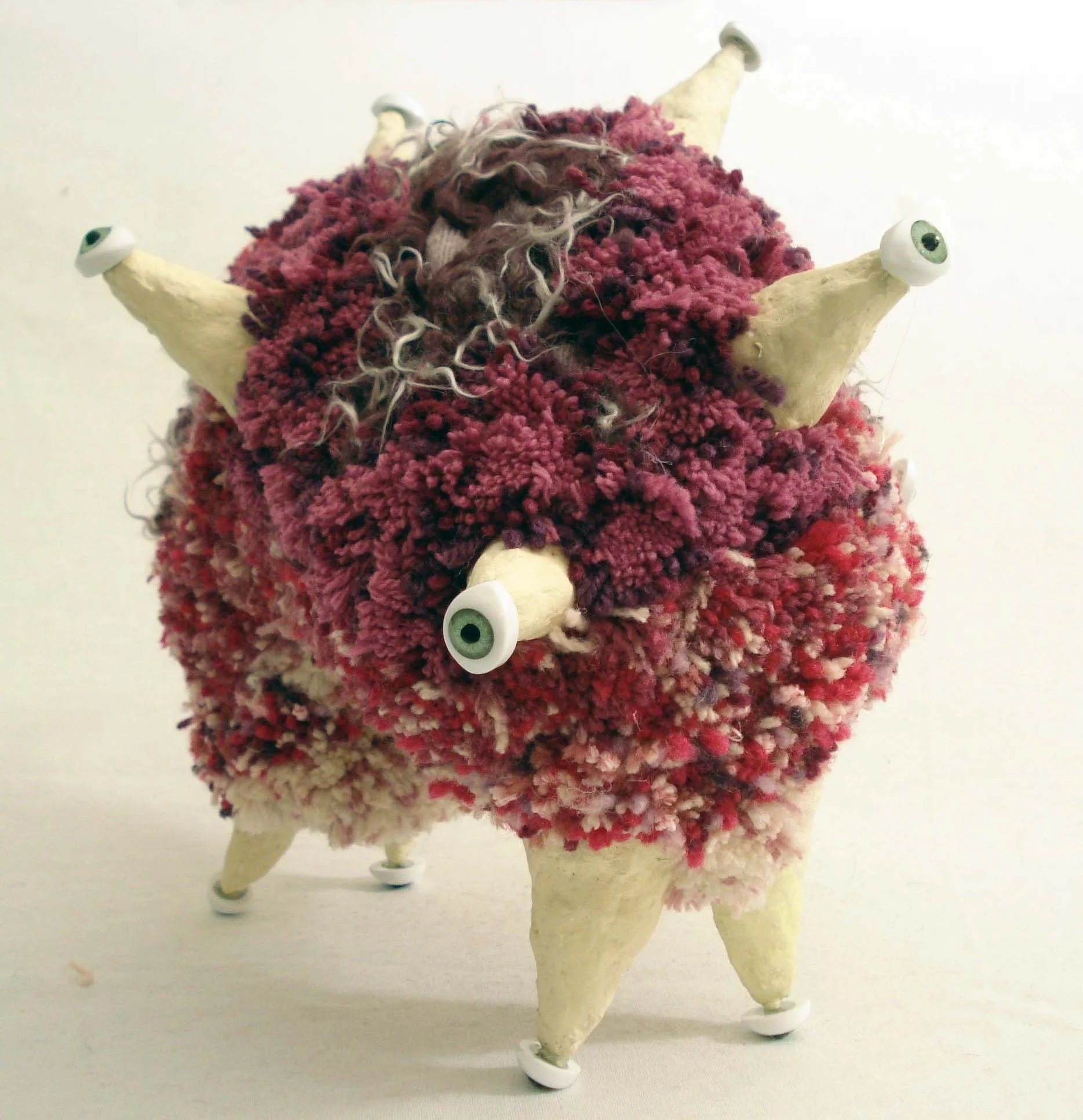  The Creature series is a portion of a larger body of work entitled Organs or Organisms. I have been researching amoebas, anoemes, flagellas, mitochondrias, and nuclei. This theme points to the current state of scientific progress: stem cell research