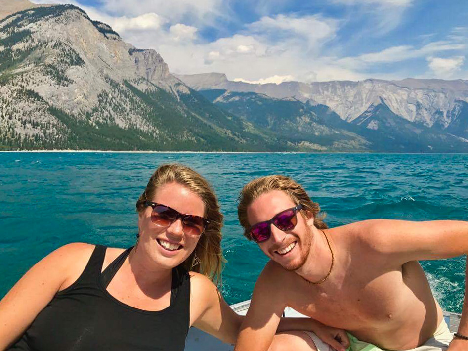 Lake Minnewanka Tourism