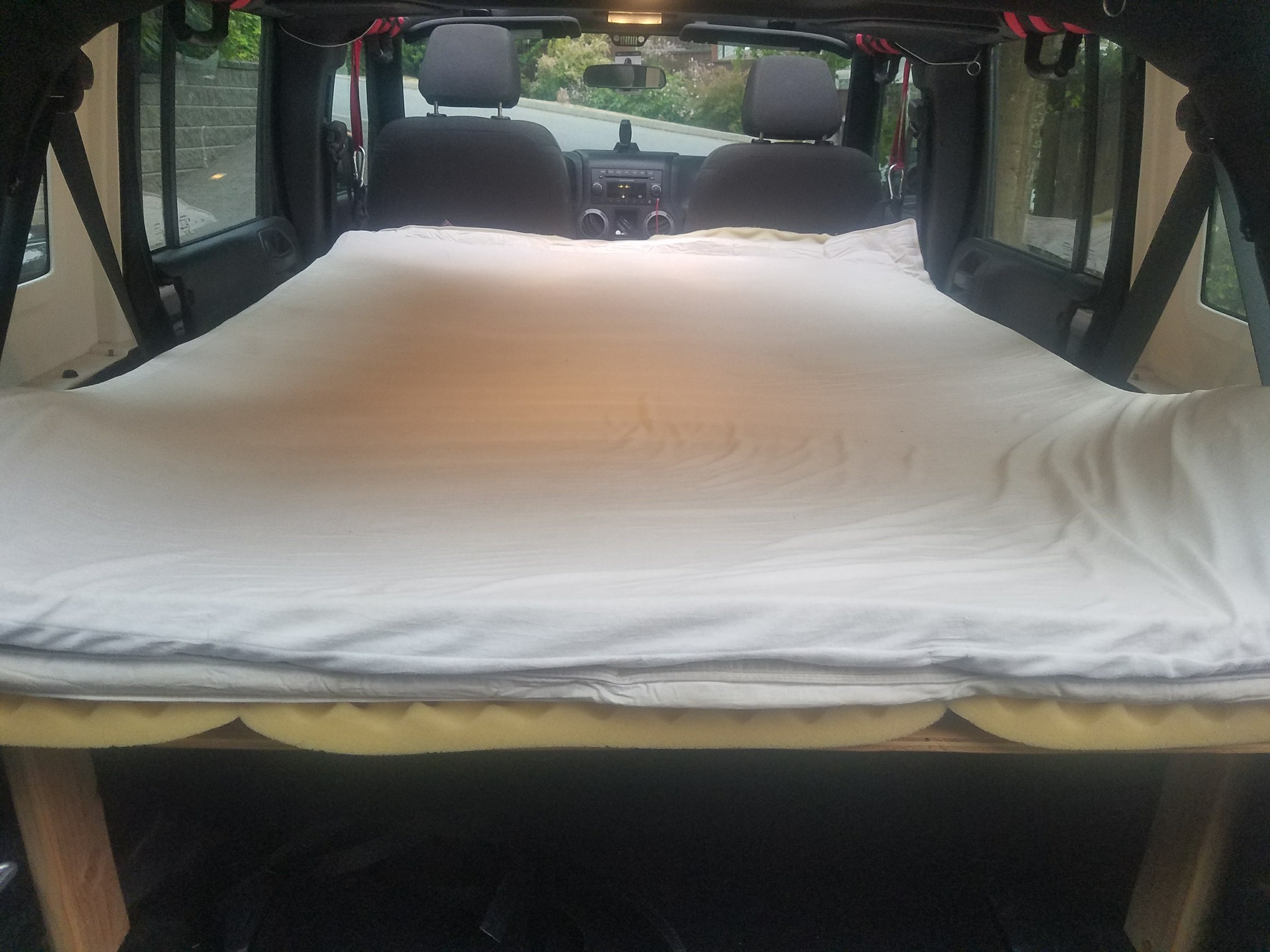 How to Build a Sleeping Platform in a Jeep Wrangler JKU — Adventures Kotli