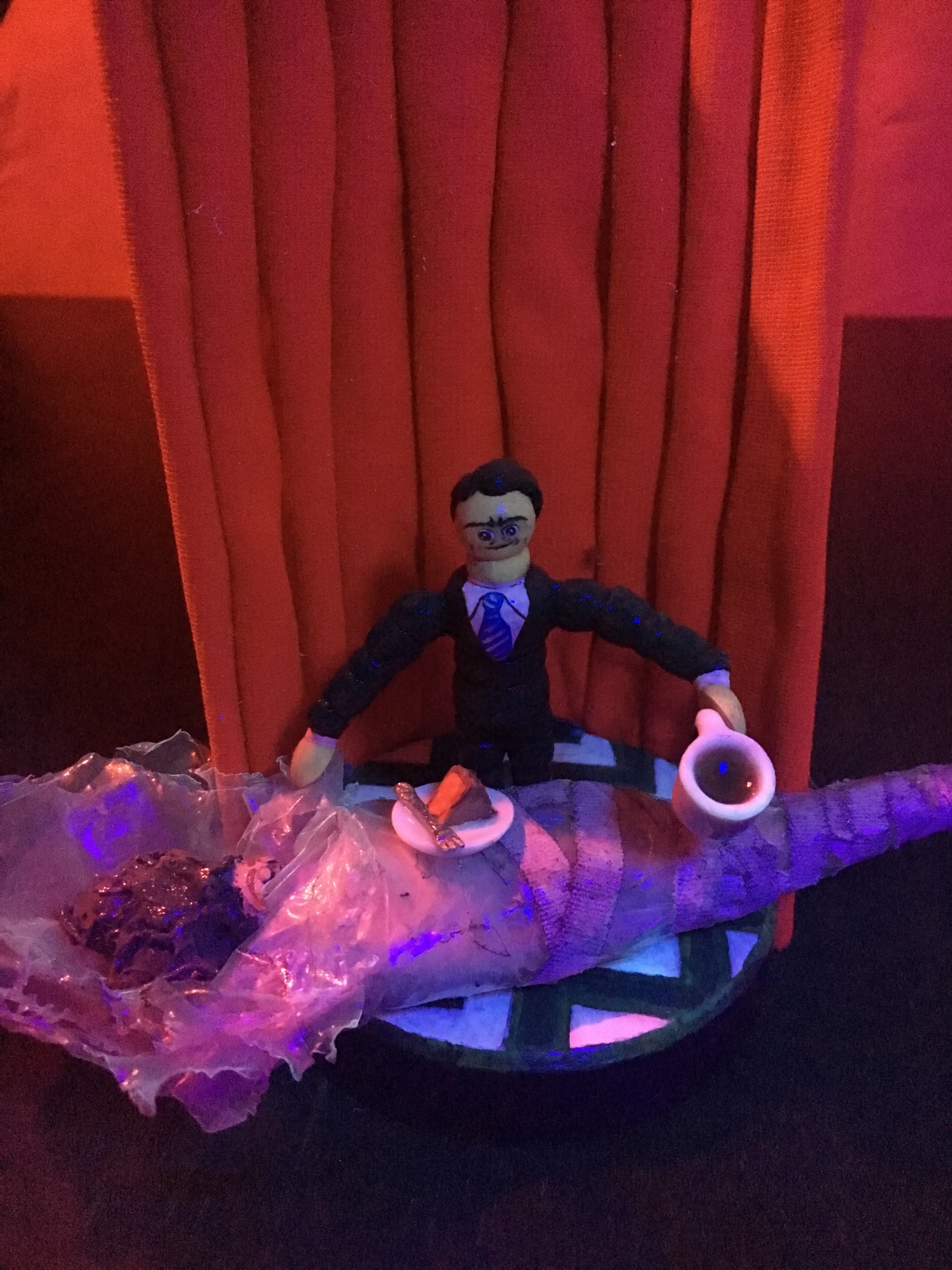 Twin Peaks - Black Lodge with Agent Cooper & Laura Palmer mini figs