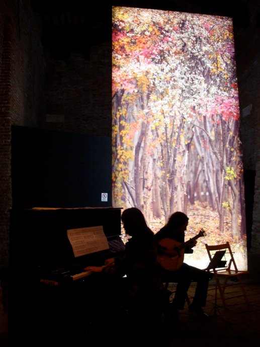 Caruso and da Silva live scoring "Through My Window" at Magazzini del Sale, in Venice