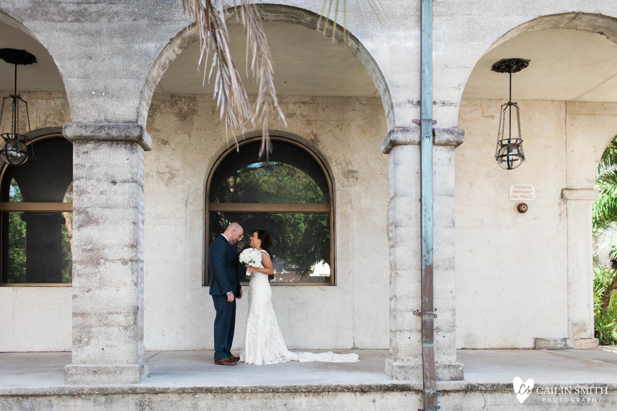 Kaitlyn_John_White_Room_St_Augustine_Wedding_018.jpg