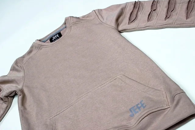 jefe crewneck nude 2.jpg