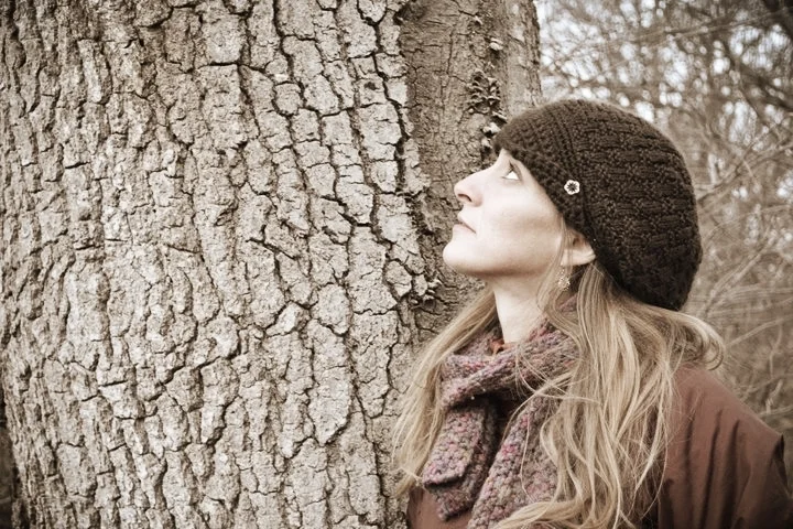 Amylyn Fairchild Amberger :: Jill of all Trades Amylyn is an endless seeker of knowledge, adventure and exploration. She is a lover of nature, back to the earth living, experiential education and community organizing. Trained as an Occupational Therapist and an Outdoor Educator, she is empassioned in the path of assisting individuals realize their full potential in their human experience. Through experiential based learning, she helps to guide peoples experiences through empowerment, play and exploration of the natural world. Amylyn is driven by selfless service which is her highest joy. She works tirelessly to nurture the Shilo Farm mission of bringing community together through creative events and workshops, potlucks and music. Watching connections being made and friendships born fills her heart and fuels her drive to further cultivate all that Shilo was meant to be. When she is not onsite and tending to the herb beds, caring for the goats and chickens or building something, you will find her exploring the salt marshes in her kayak, trail running, climbing mountains, attempting to learn the mandolin and pottery or traveling.