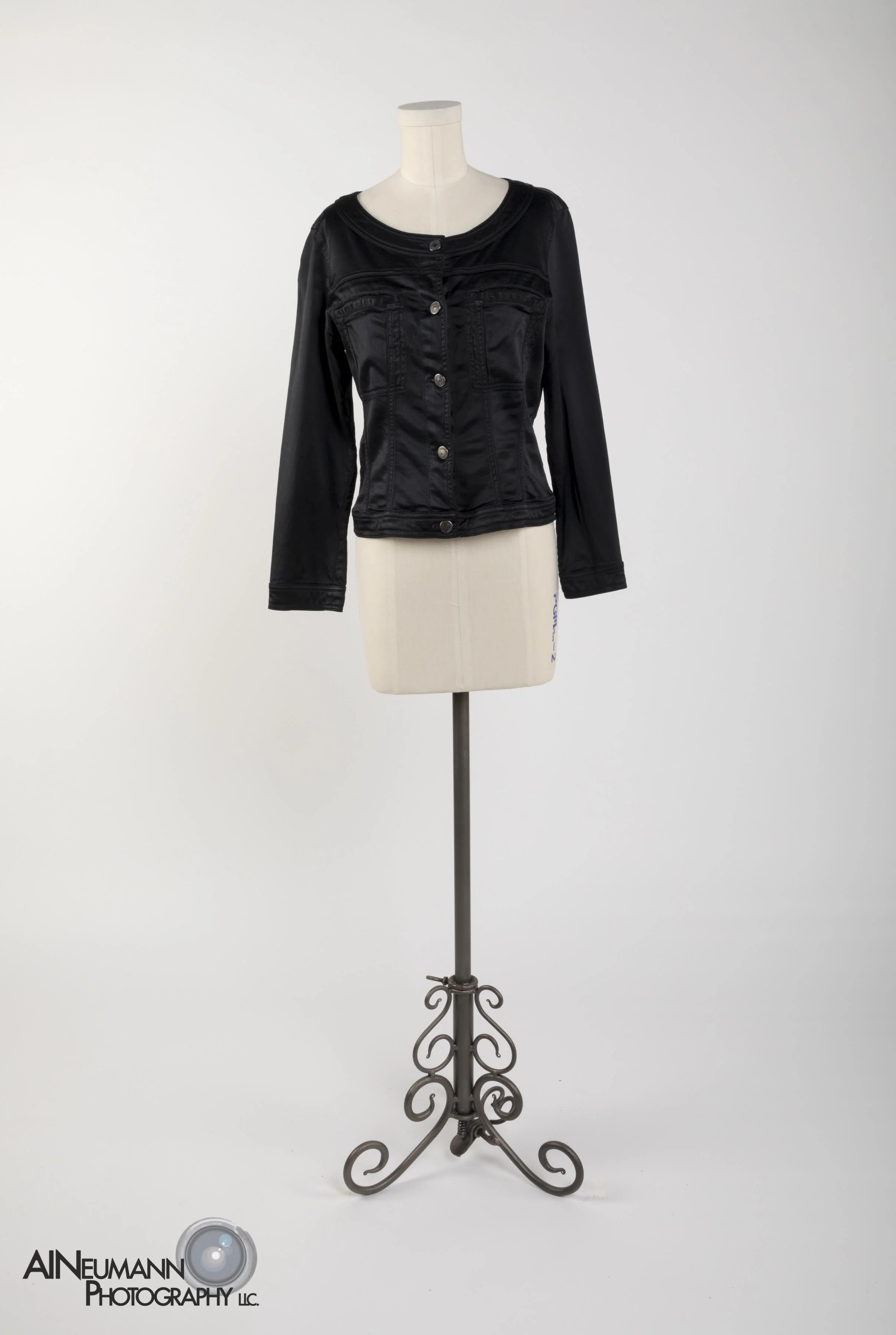 Black Top-13.jpg