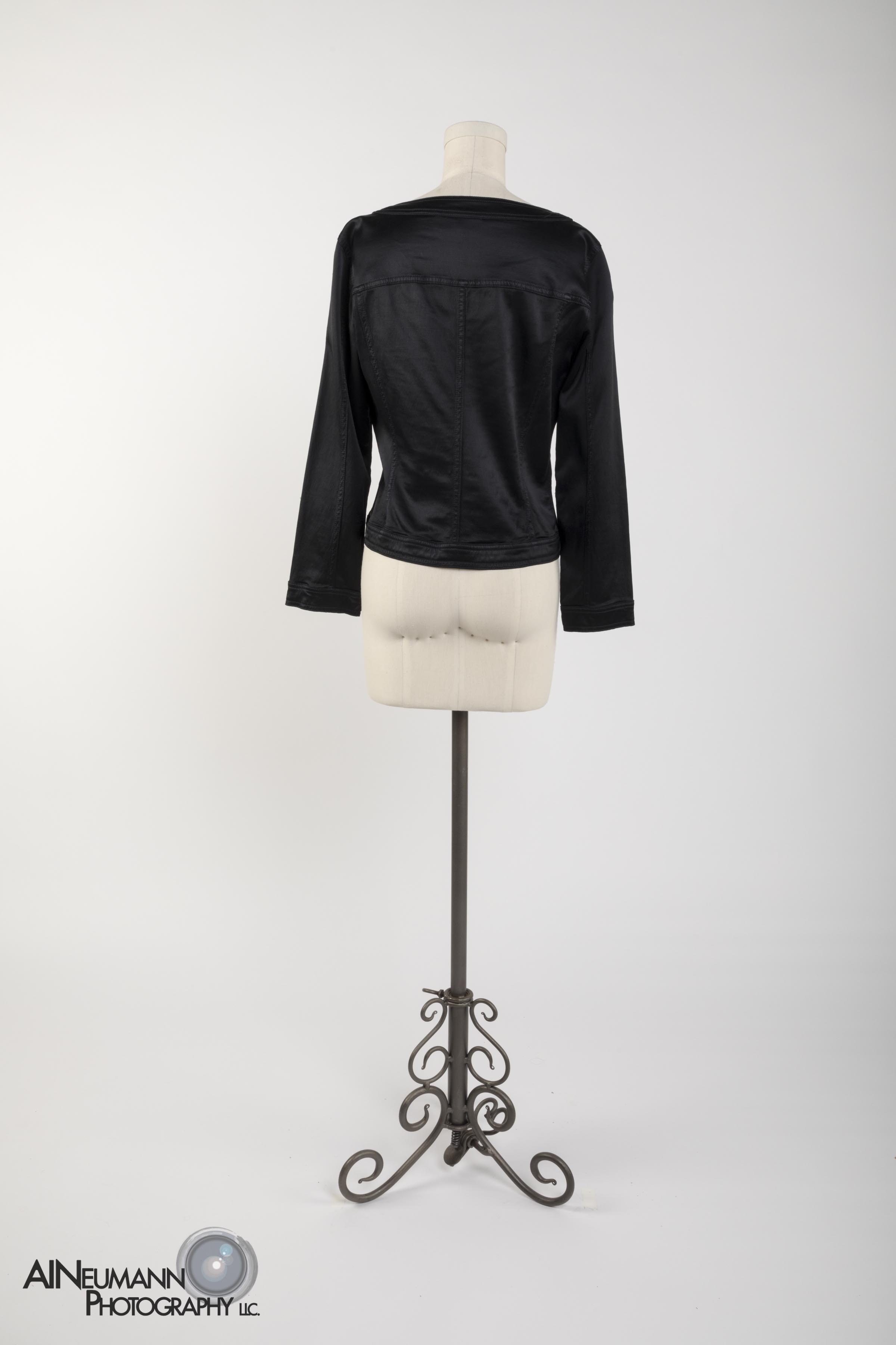 Black Top-19.jpg
