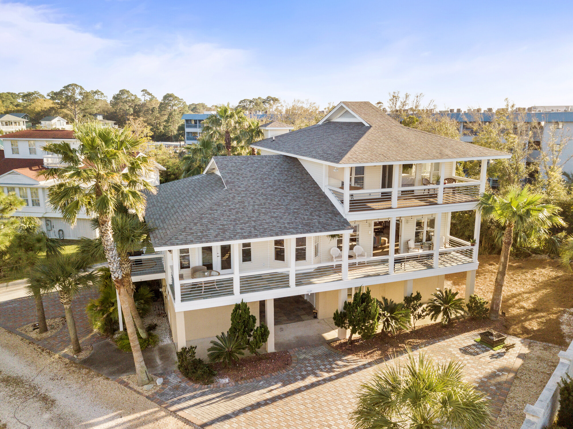 1216 Bay St Tybee Island, GA 31328_02.jpg