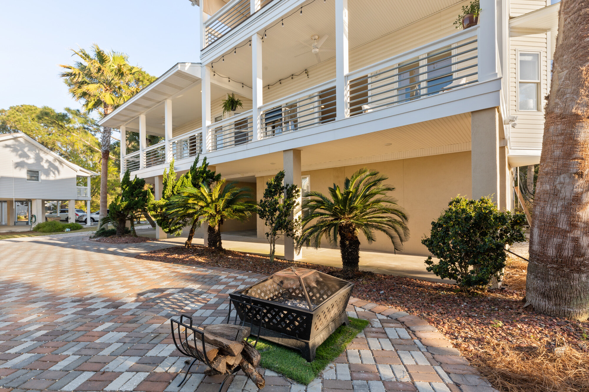 1216 Bay St Tybee Island, GA 31328_06.jpg