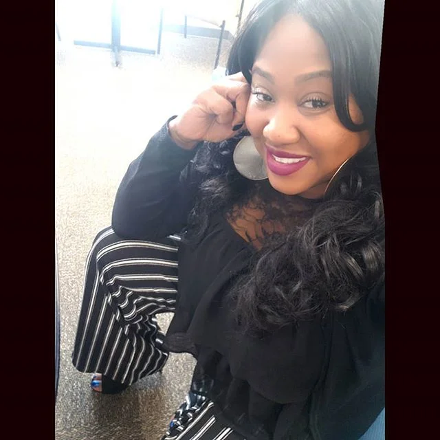 Happy Sunday guys! I'm about to go on air at WEAA 88.9 to help promote their fall membership drive. The station has been a blessing to me so I'm happy to help push this! Tune in if you can and PLEDGE!! #support #pledge #weaa #gospelgrace #naomib #ind