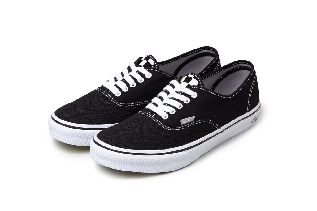 vans deluxe