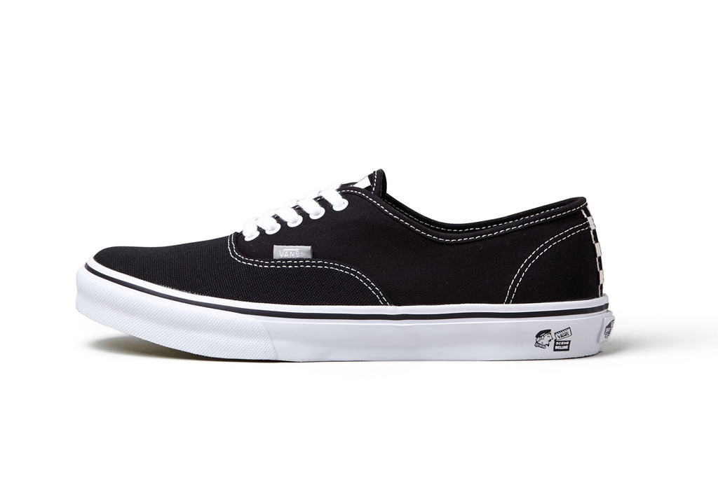 DELUXE x VANS