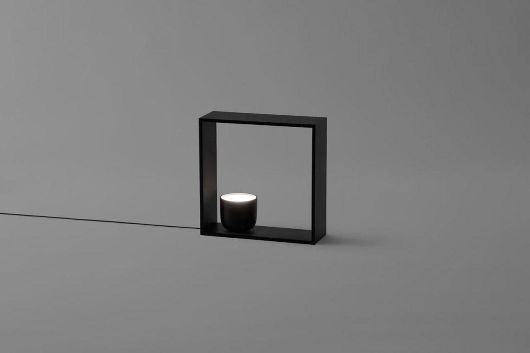 iGNANT_Design_Nendo_FLOS_Gaku_Lamp_13-1050x701.jpg