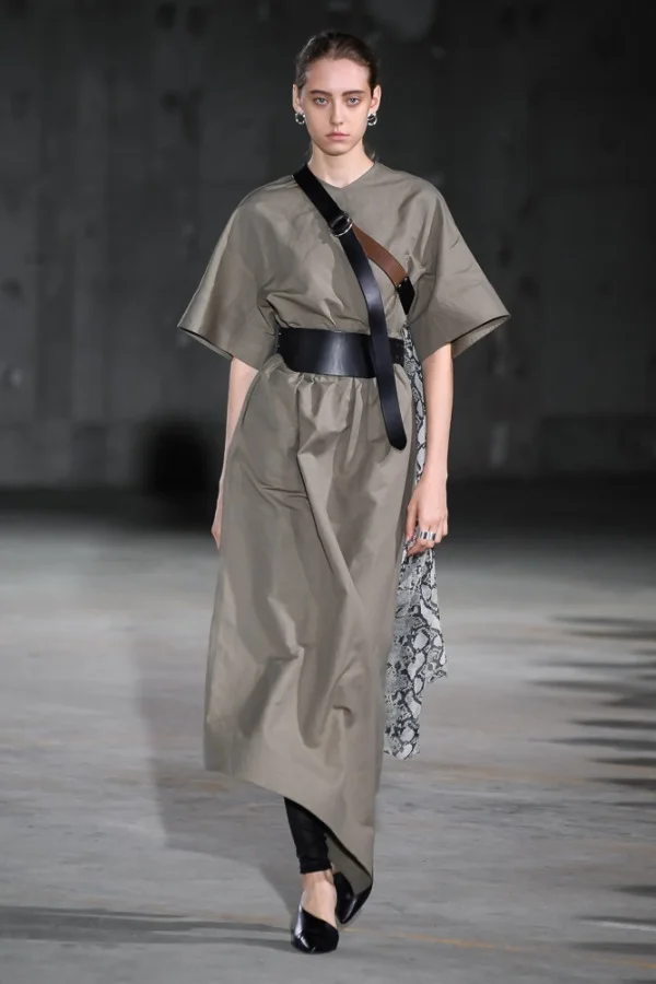 Hyke Spring Summer 19 Eye C Hyke Spring Summer 19 Eye C