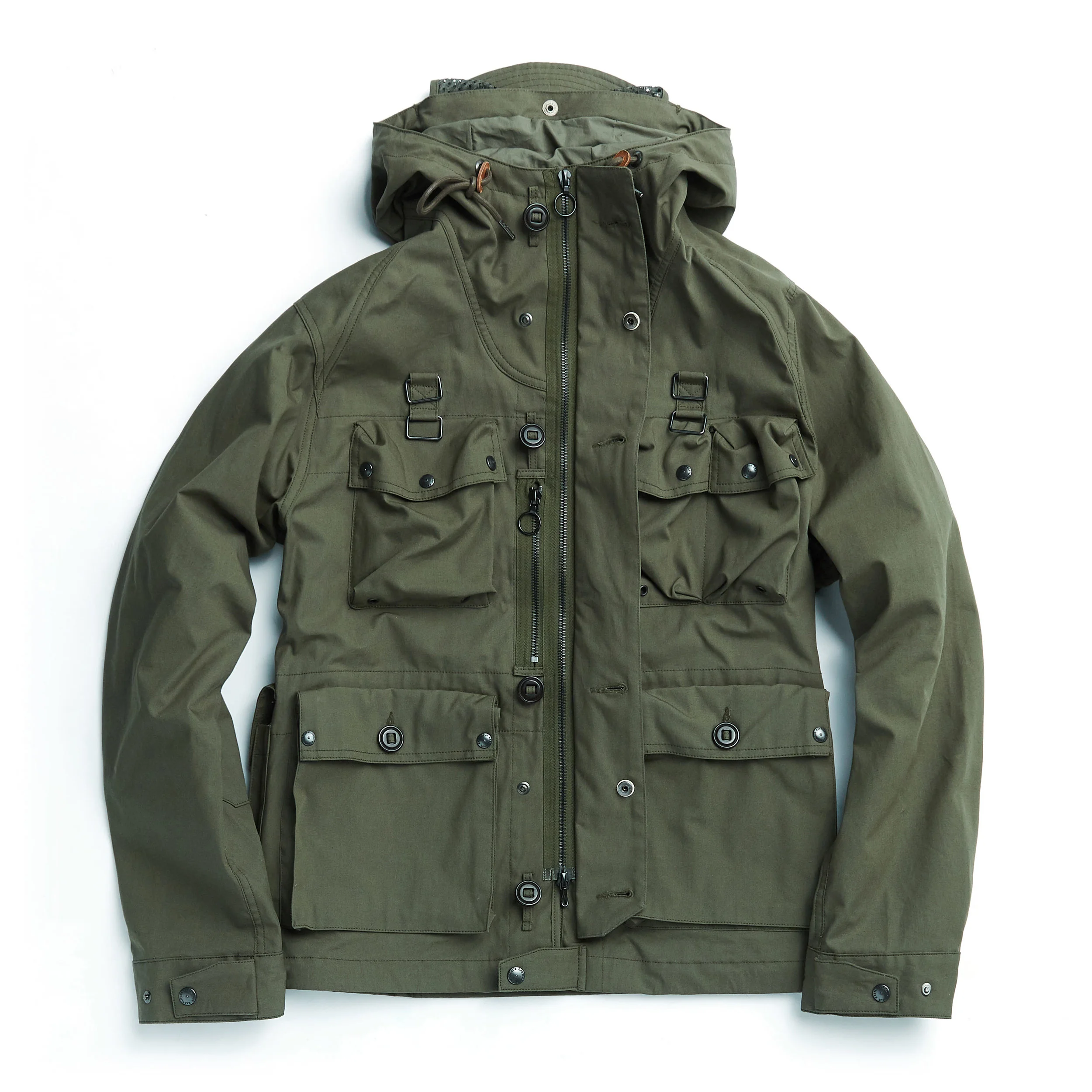 The first delivery of EASTLOGUE's SS19 collection has arrived at FR8IGHT