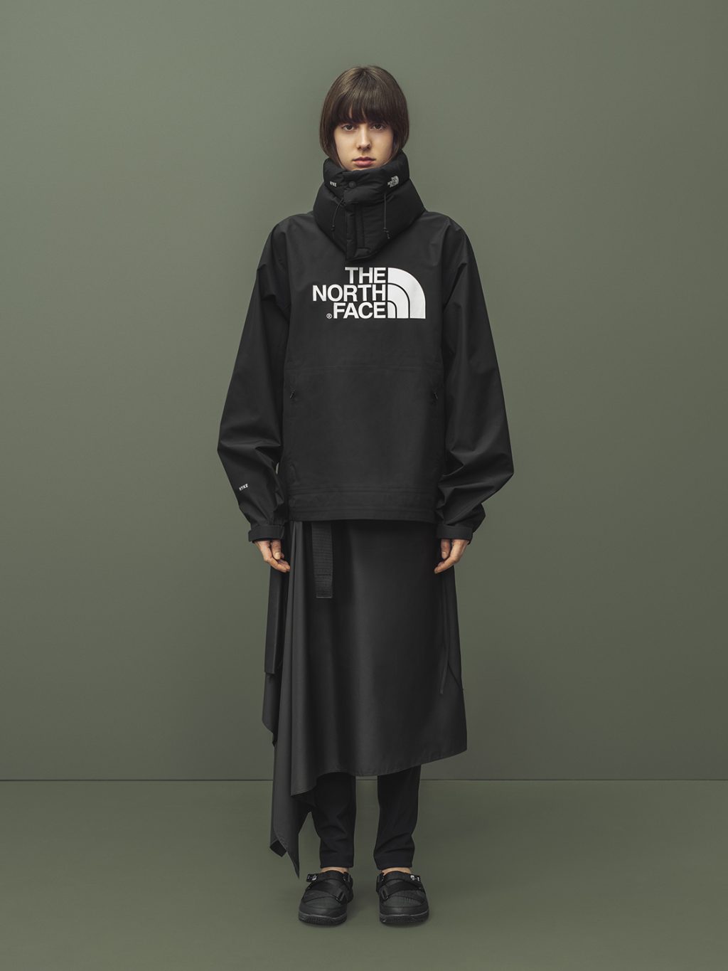 美！THE NORTH FACE×HYKE SLANTING PONCHO