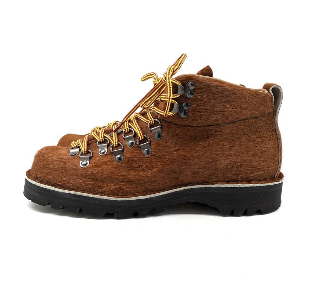 Engineered Garments Danner Mountain Trail Haircalf Release Date — eye_C