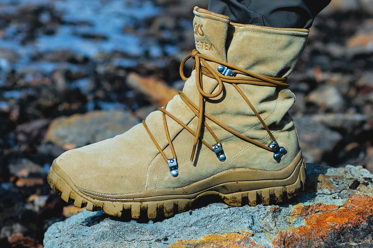 asics hiking footwear