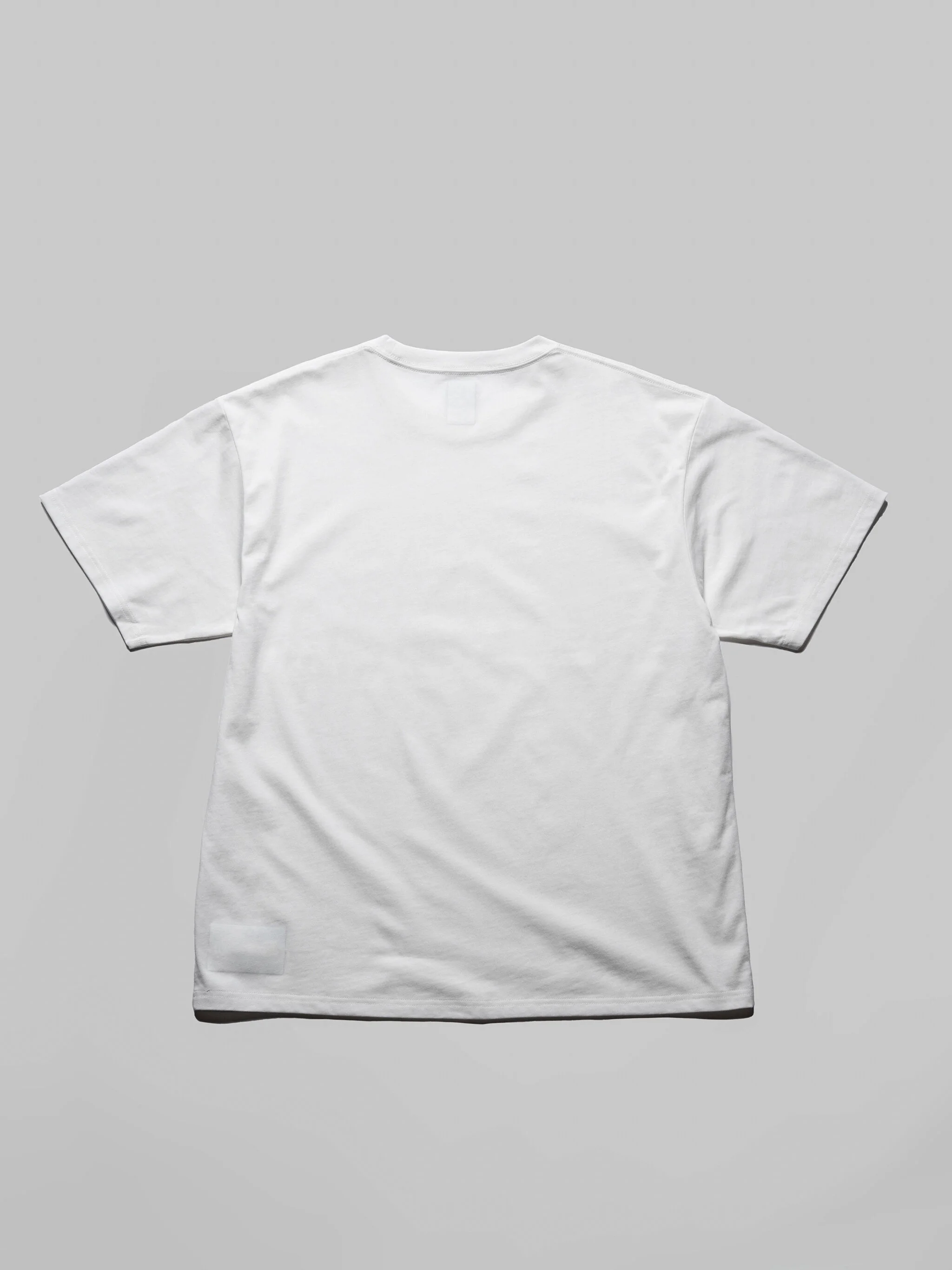 ADAPTURE-SS-White-Relaxed-5.jpg