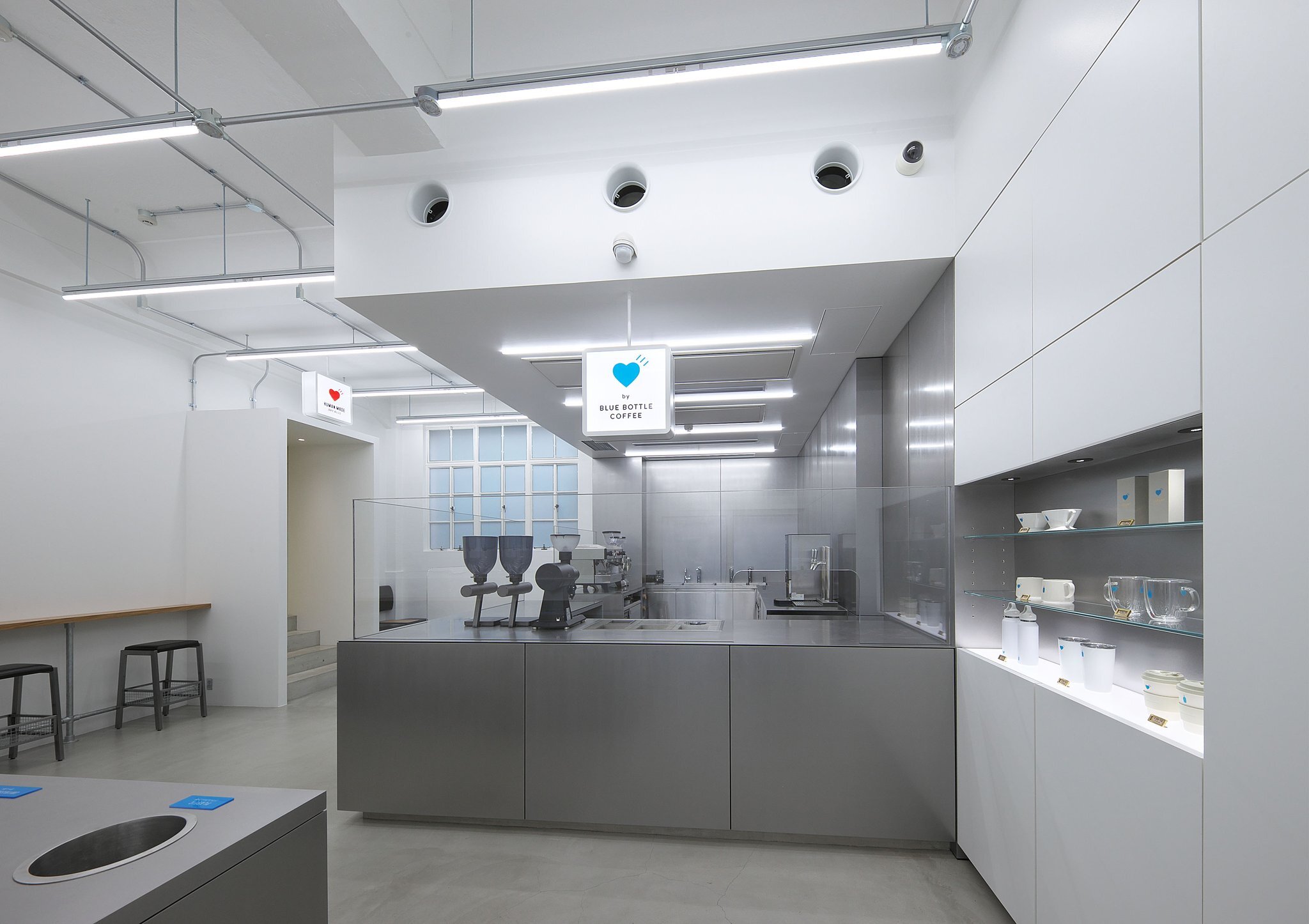 HUMAN MADE Integrates a Blue Bottle Cafe to its 1928 Kyoto HUMAN MADE Integrates a Blue Bottle Cafe to its 1928 Kyoto