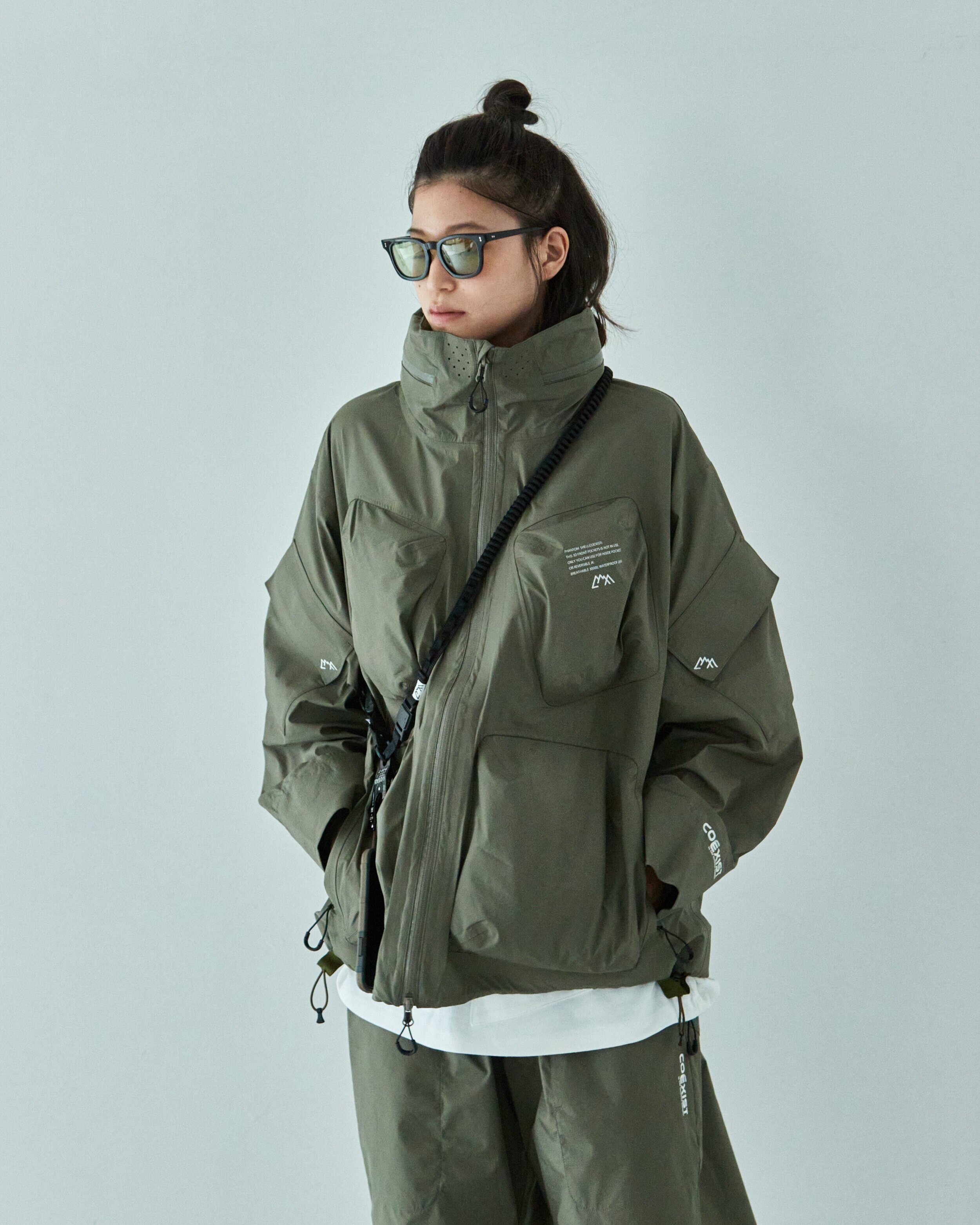 COMFY OUTDOOR GARMENT マウンテンパーカー