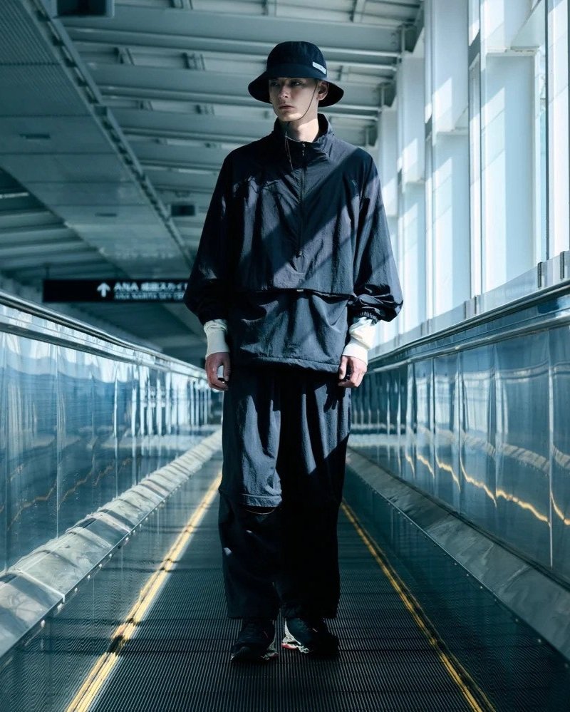 NORMAL EXPERT Develops the 'Oversized 300 Blouson NORMAL EXPERT Develops the 'Oversized 300 Blouson