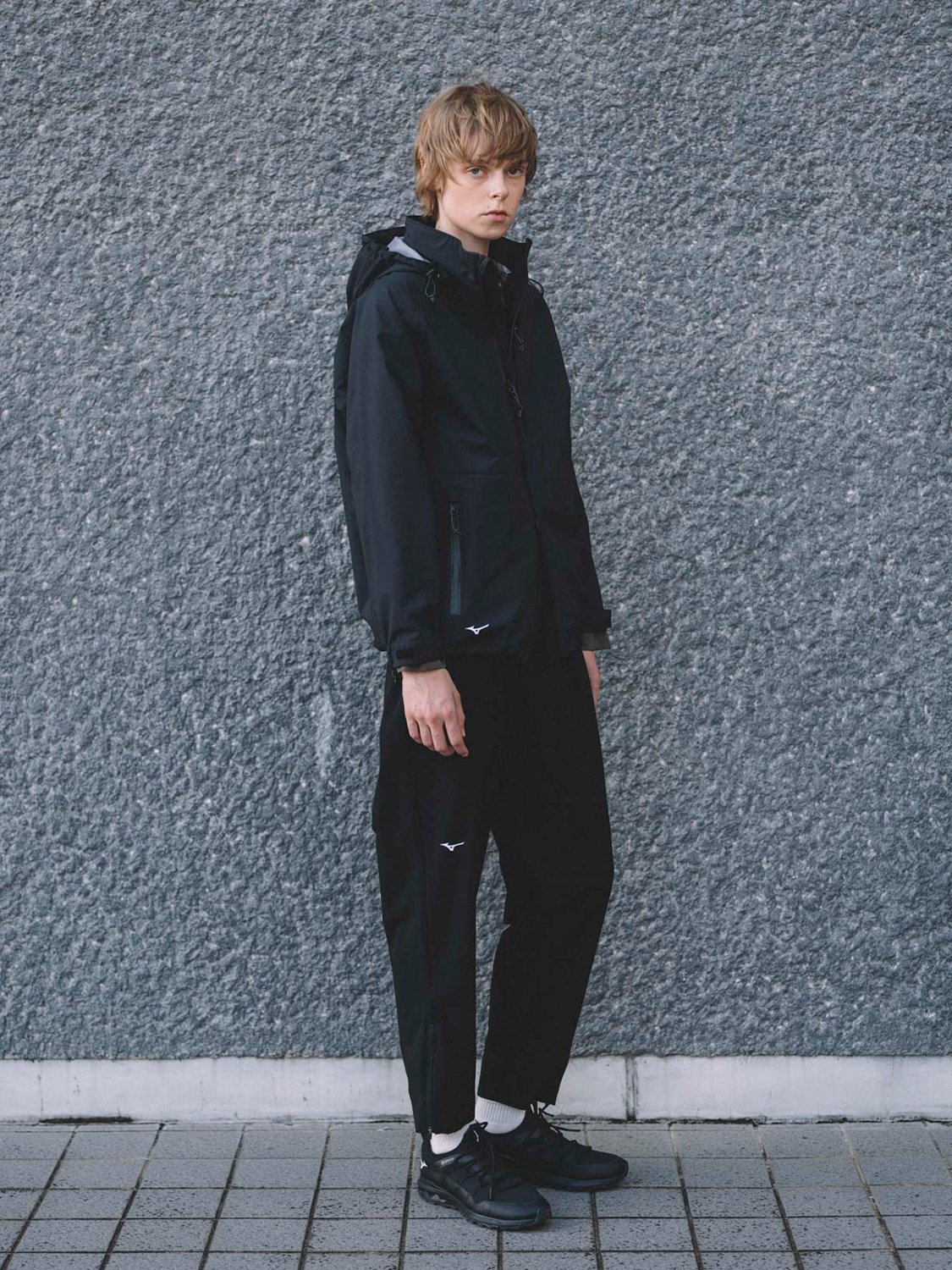 MIZUNO FOR MARGARET HOWELL Autumn/Winter '24 — eye_C MIZUNO FOR MARGARET HOWELL Autumn/Winter '24 — eye_C