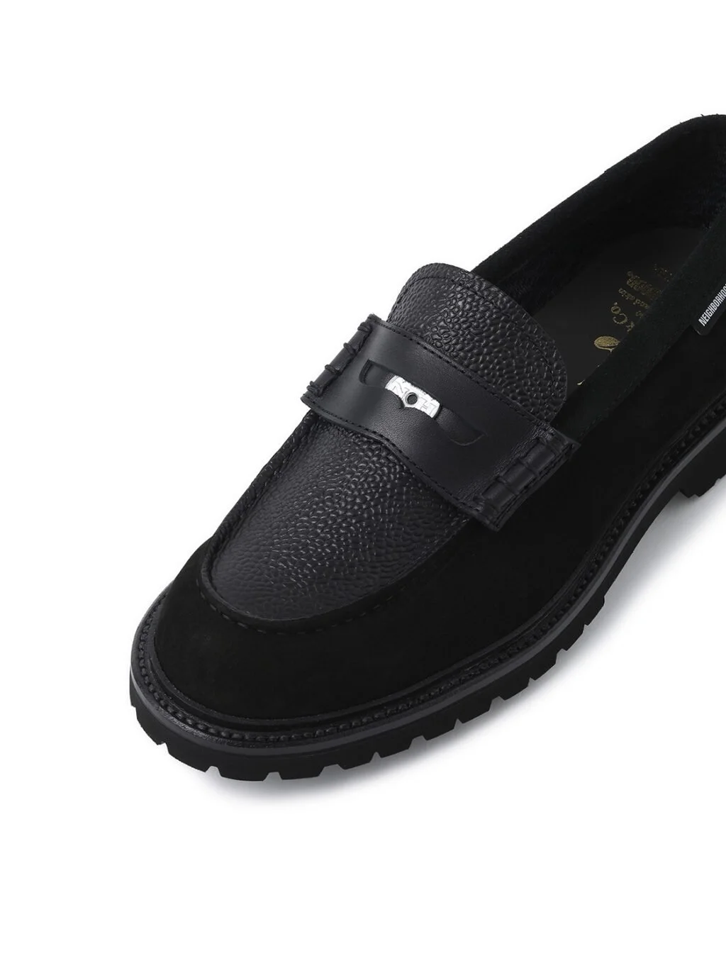 NEIGHBORHOOD and REGAL SHOE & Co. Debut on the 'Saddle Shoe NEIGHBORHOOD and REGAL SHOE & Co. Debut on the 'Saddle Shoe