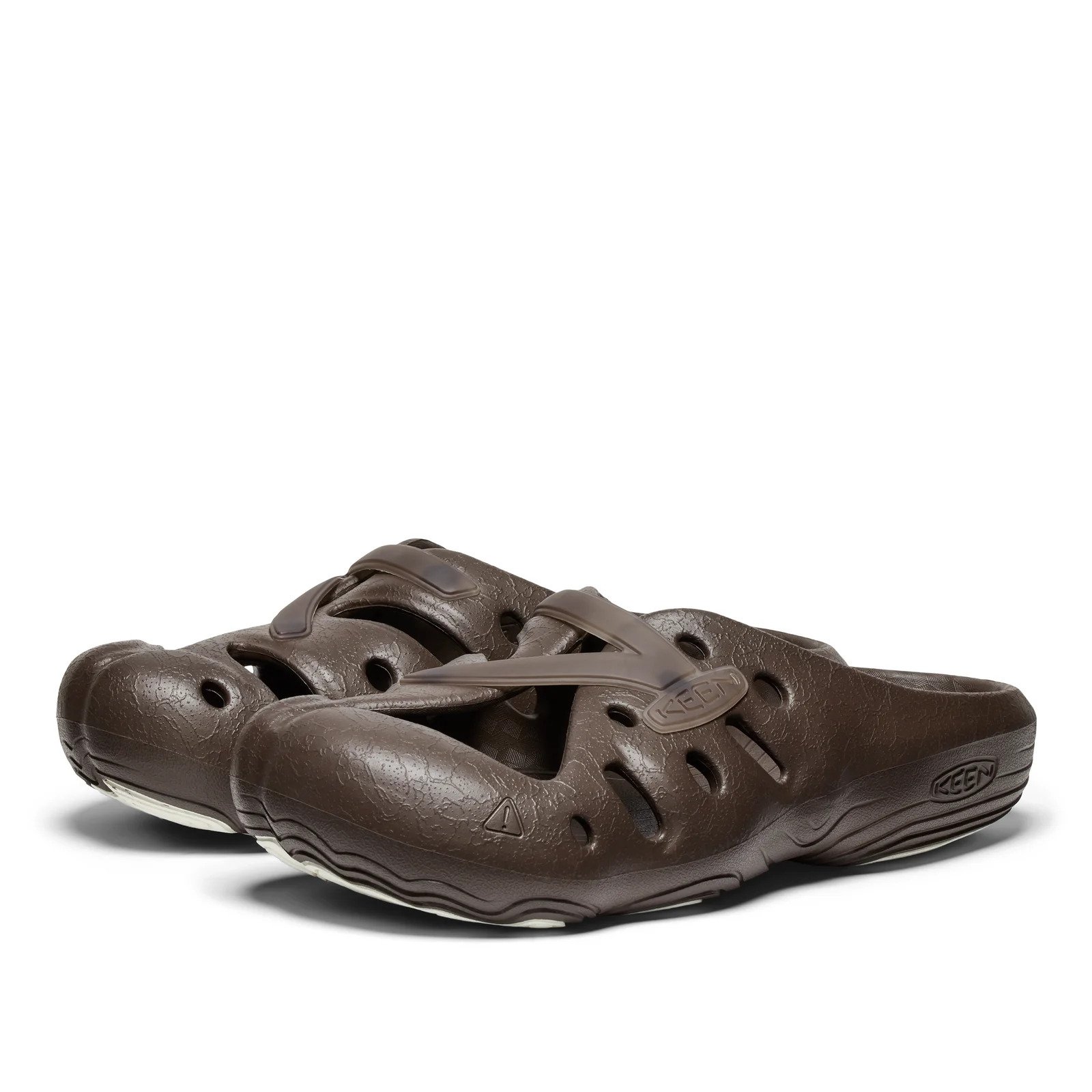 keen_for_pilgrim_yogeez_4_filter_color_chocolate-brown-whisper-white_e707d4ad-6047-485e-846b-35360371eac4_1600x.jpg