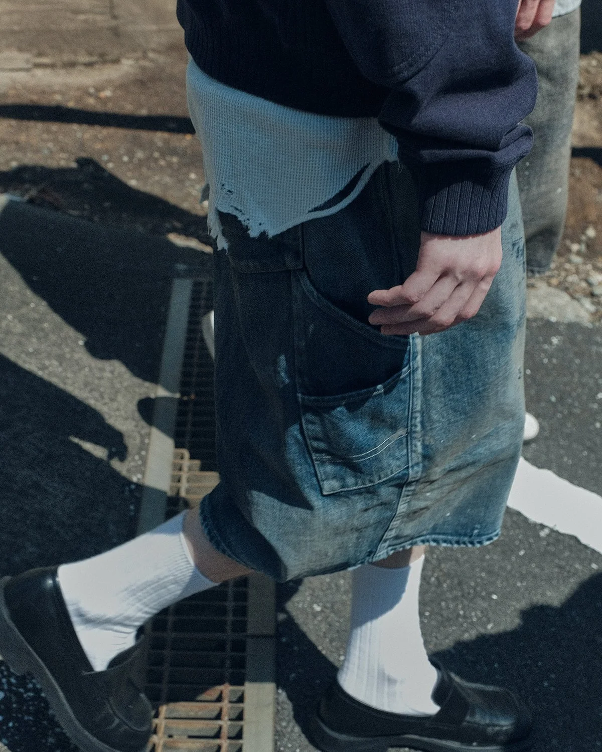 ANCELLM Creates the BOXY DENIM PAINTER SHORTS EX Exclusively