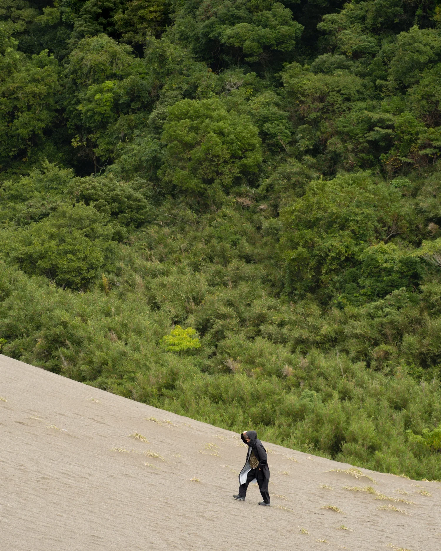 LAMINAR Continues to Refine the Contemporary Wardrobe for Spring/Summer '26