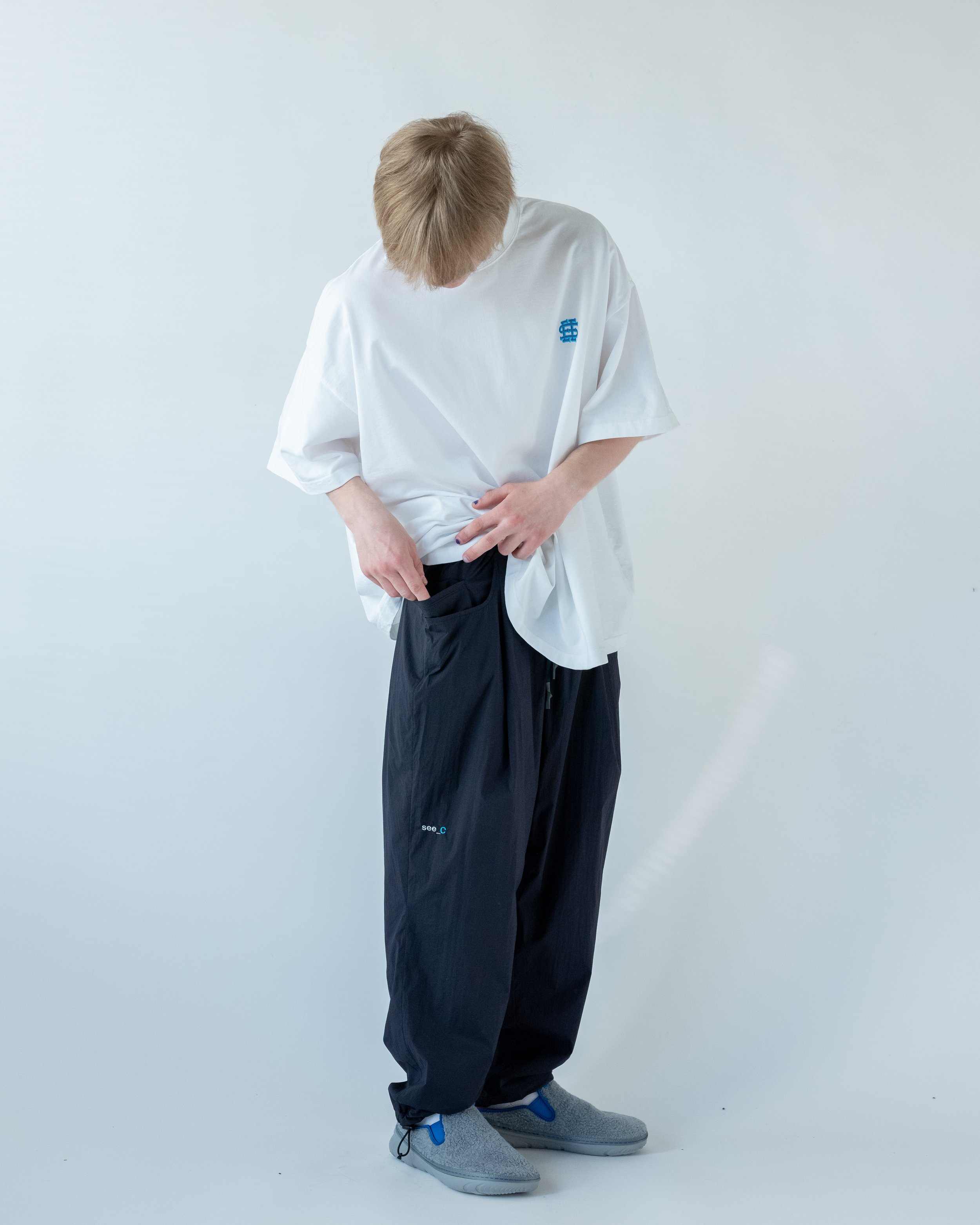 パンツseesee WIDE TAPERED EASY PANTS フリース　ネイビー