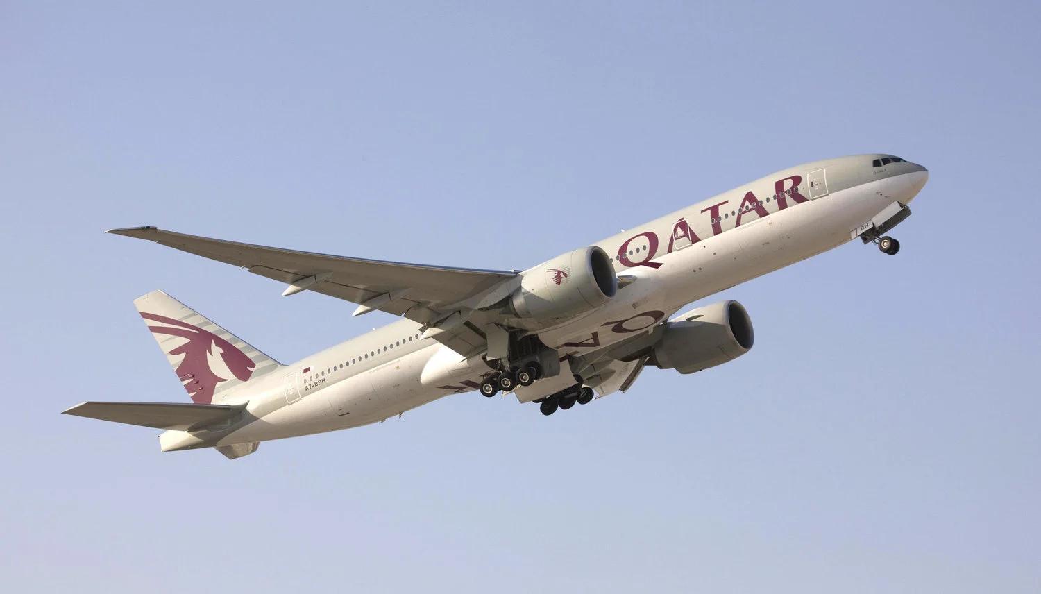 Qatar Airways CEO Sets Standard