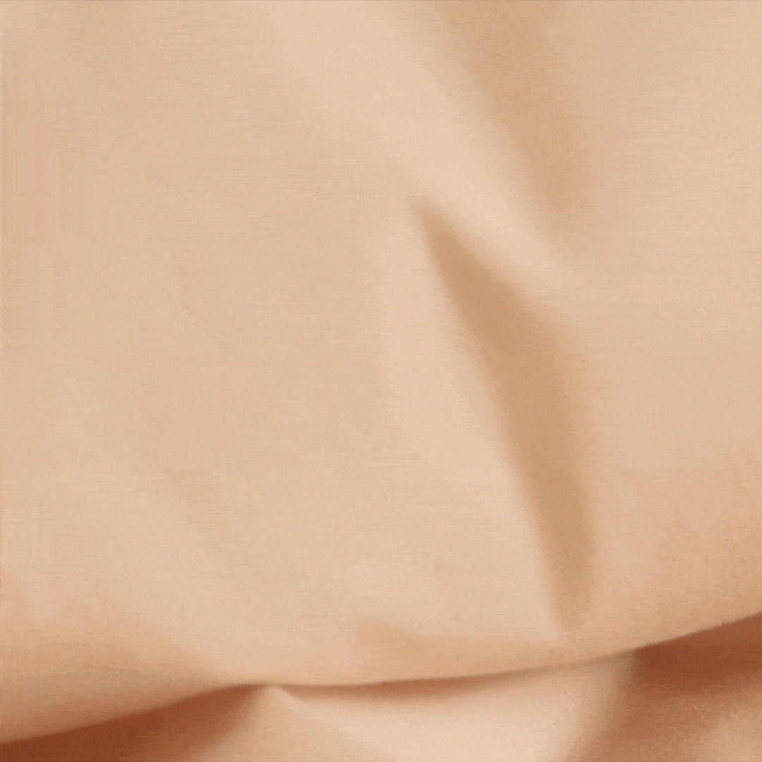 Relaxed_Sateen_Brand_vogue_1080x1080.gif