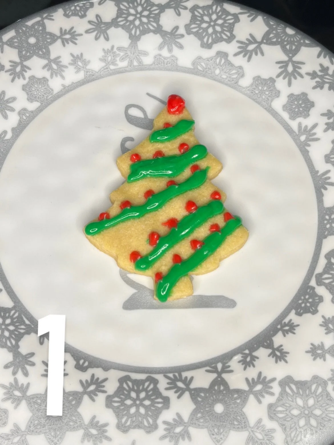 🍪✨ It&rsquo;s time to vote! Our Cookie Decorating Contest entries are in, and now we need YOU to help us choose the winner.
👉 Vote by liking or commenting the number of your favorite cookie. 
Voting ends tomorrow at 5pm&mdash;don&rsquo;t miss it! ?