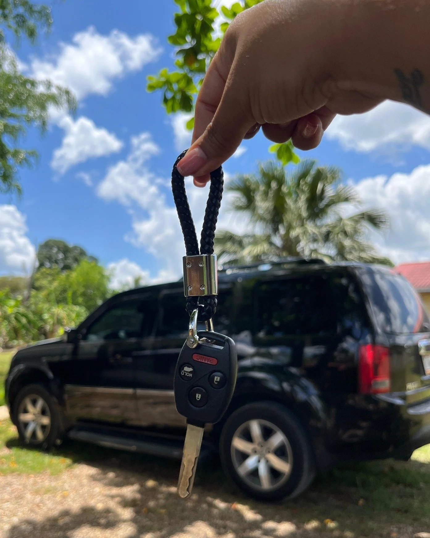 🥳 We have so much to be thankful for this week! 🥳

We also want to give a HUGE shoutout to @gochurch.tx for their generous donation to help us purchase a new vehicle for Yasha 🙌 With gas in Belize at almost $14 BZD/gallon, it was really important 
